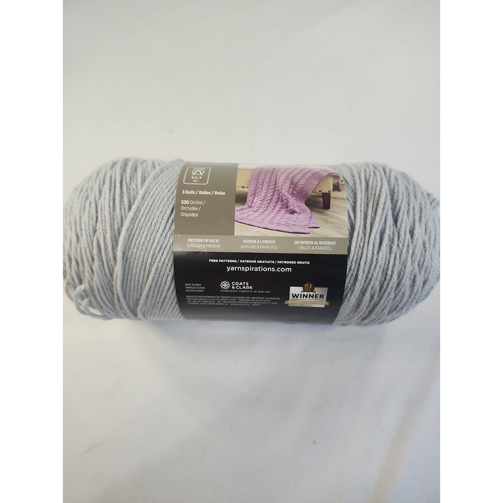 Red Heart Jumbo Yarn  744 yds 530‎ Orchid/Gray